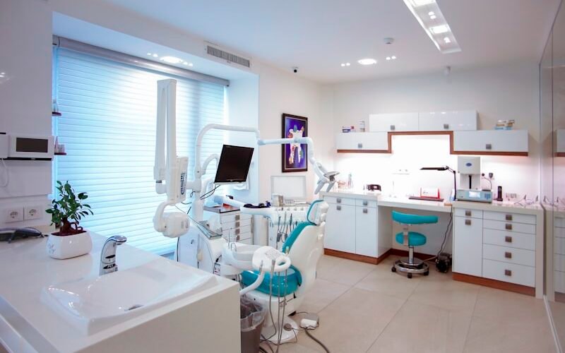 Simples, Lucro Presumido ou MEI: qual o melhor regime para dentistas?